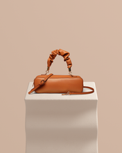 Load image into Gallery viewer, Hazel Leather Handbag