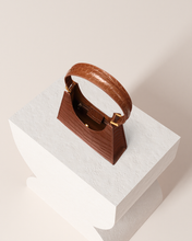 Load image into Gallery viewer, Chelsea Leather Tote Bag
