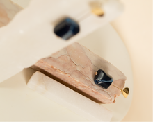 Load image into Gallery viewer, Jasmin Earring - Sapphire
