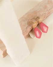 Load image into Gallery viewer, Mathilda Earring - Magenta
